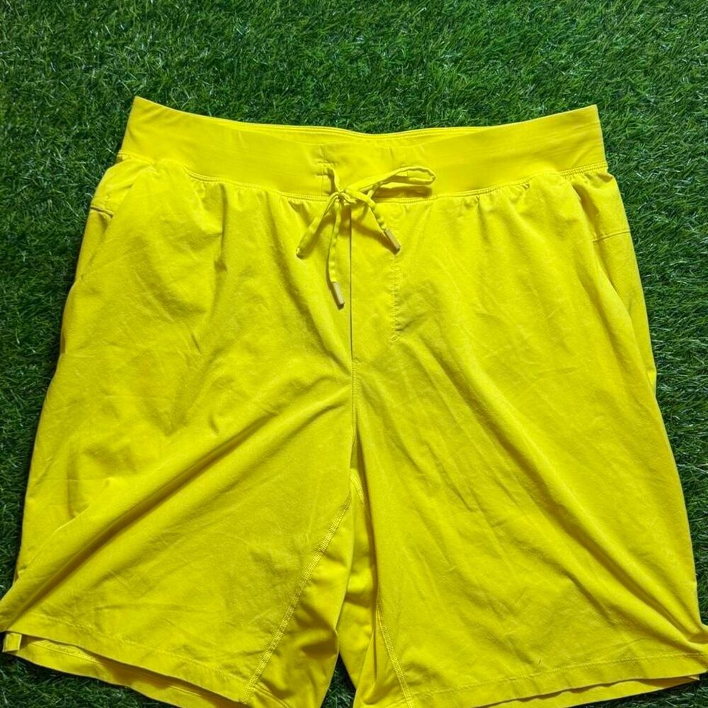 Lululemon Men's Yellow Shorts